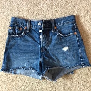 Women’s Levi’s Cutoff Shorts
